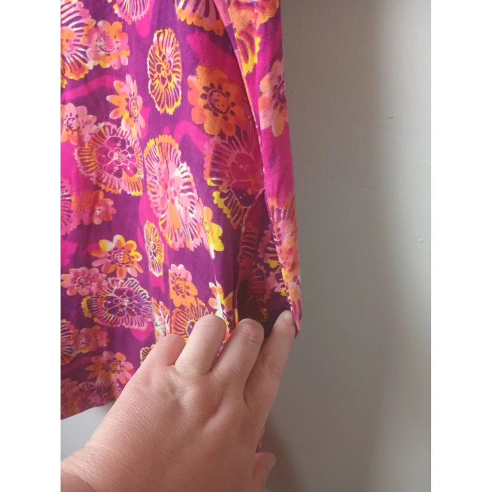 Coral Bay Women XL Pink Purple Floral Beaded Keyhole Cotton Short Sleeve Top - Picture 2 of 6